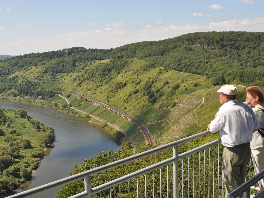 Ferienwohnung Am Moselufer Zell Buitenkant foto